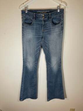 American Eagle "Artist" Super Stretch Bootcut Jeans Women's Size 8 Long